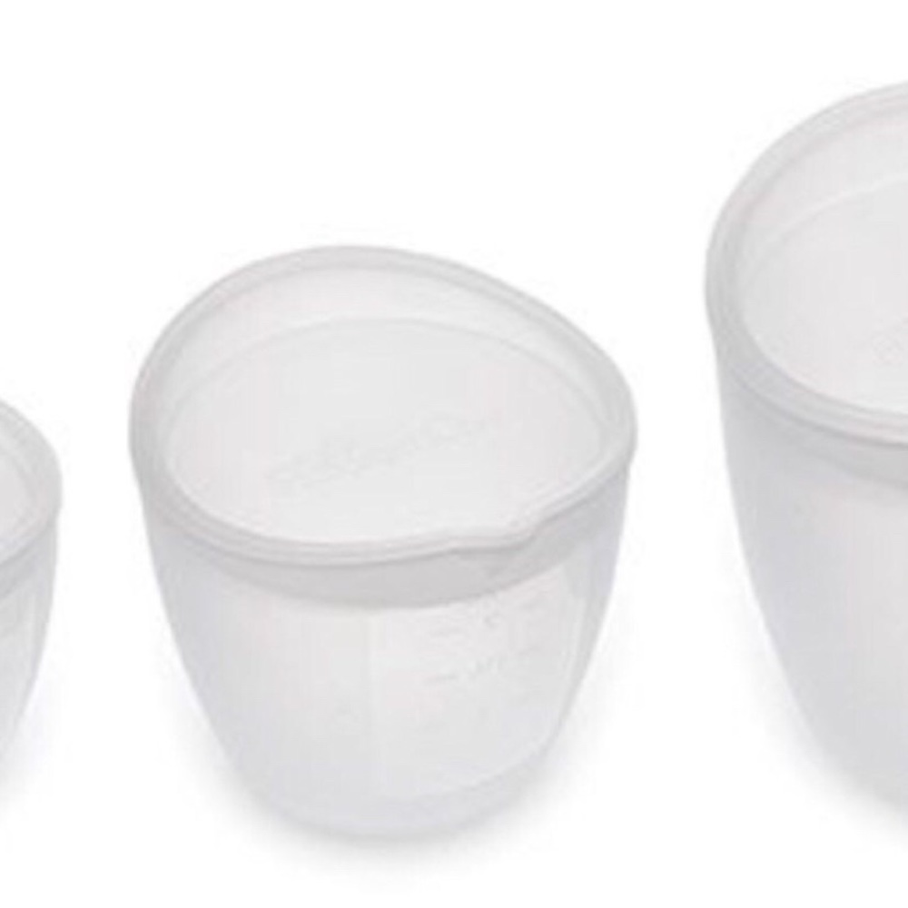 Brand New In Box Microwavable Pampered Chef Silicone Prep Bowl Set